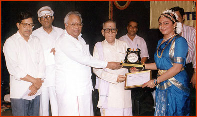 Dancer Mridula gets oldest sabha's award