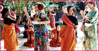 A dance project showcases Hindu festivals for visitors