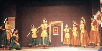 Bharatanatyam dancers get new ideas!
