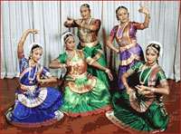 Singapore troupe tours Australia