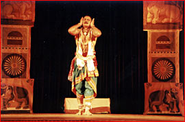 Kalakshetra dancers get together