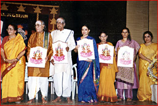 Bharat Kalachar honours Padma awardees