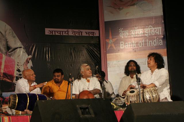 IMG_4392.jpg - The grand concert featuring Murthy, Zakir, Vikku and others.