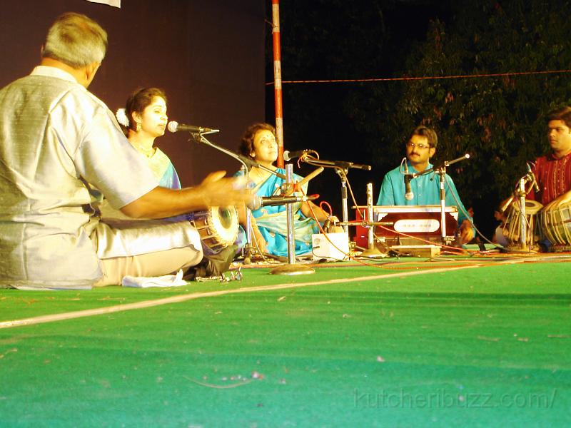 DSC02229.jpg - Manasi Prasad and Soudamini Venkatesh in concert