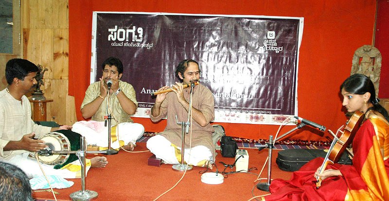 5.JPG - Flute recital by Vid. A.P.Sarvotham,    Vid.Smita - violin, Vid. Renuka Prasad - Mridanga, Vid. Arun Srikumar- Ghata