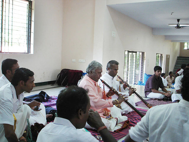 11Tirukoilur.jpg - Tirukkoilur T.S.E Babu and T.S.A. Kumar